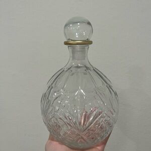 Vintage Elegant Glass Decanter with Gold Accent